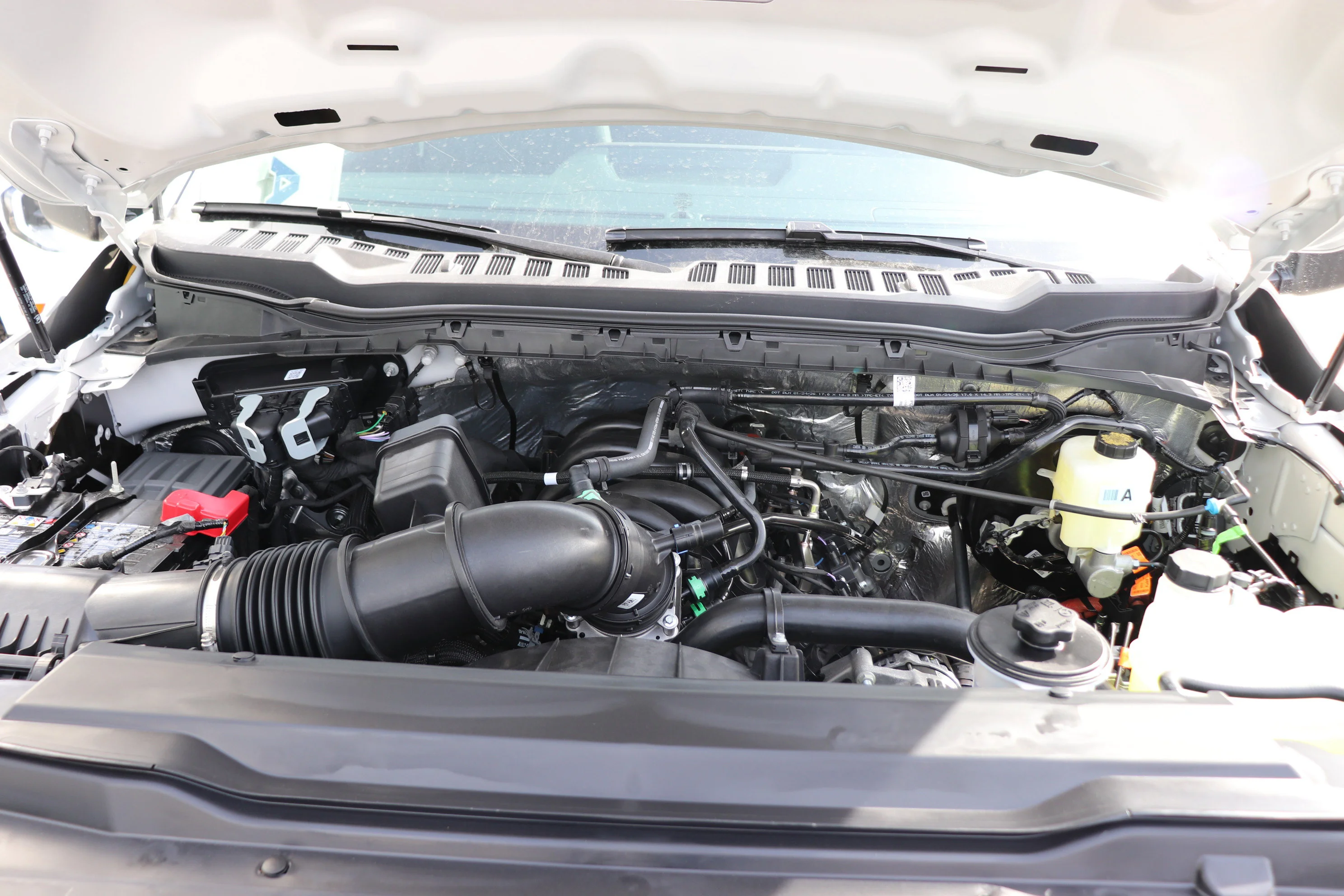 New 2026 AVALANCHE Ford XL image 5