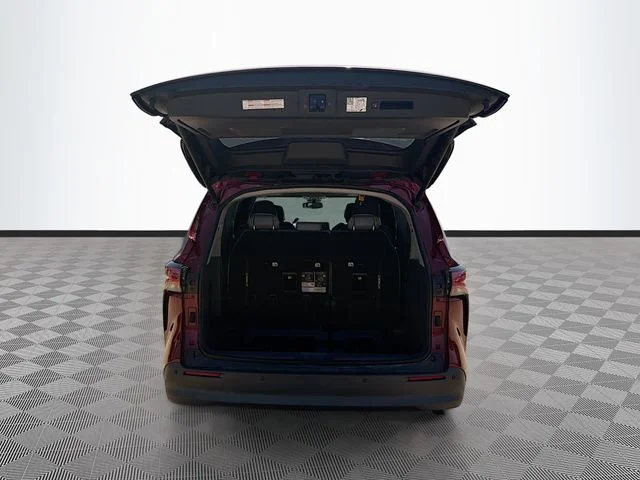 Used 2022 Red Toyota XLE image 29