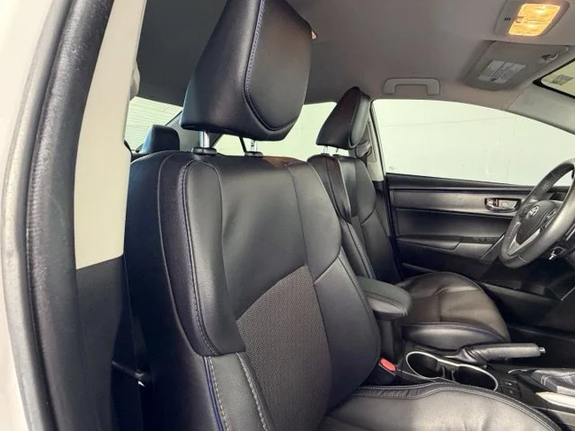Used 2017 White Toyota SE image 37