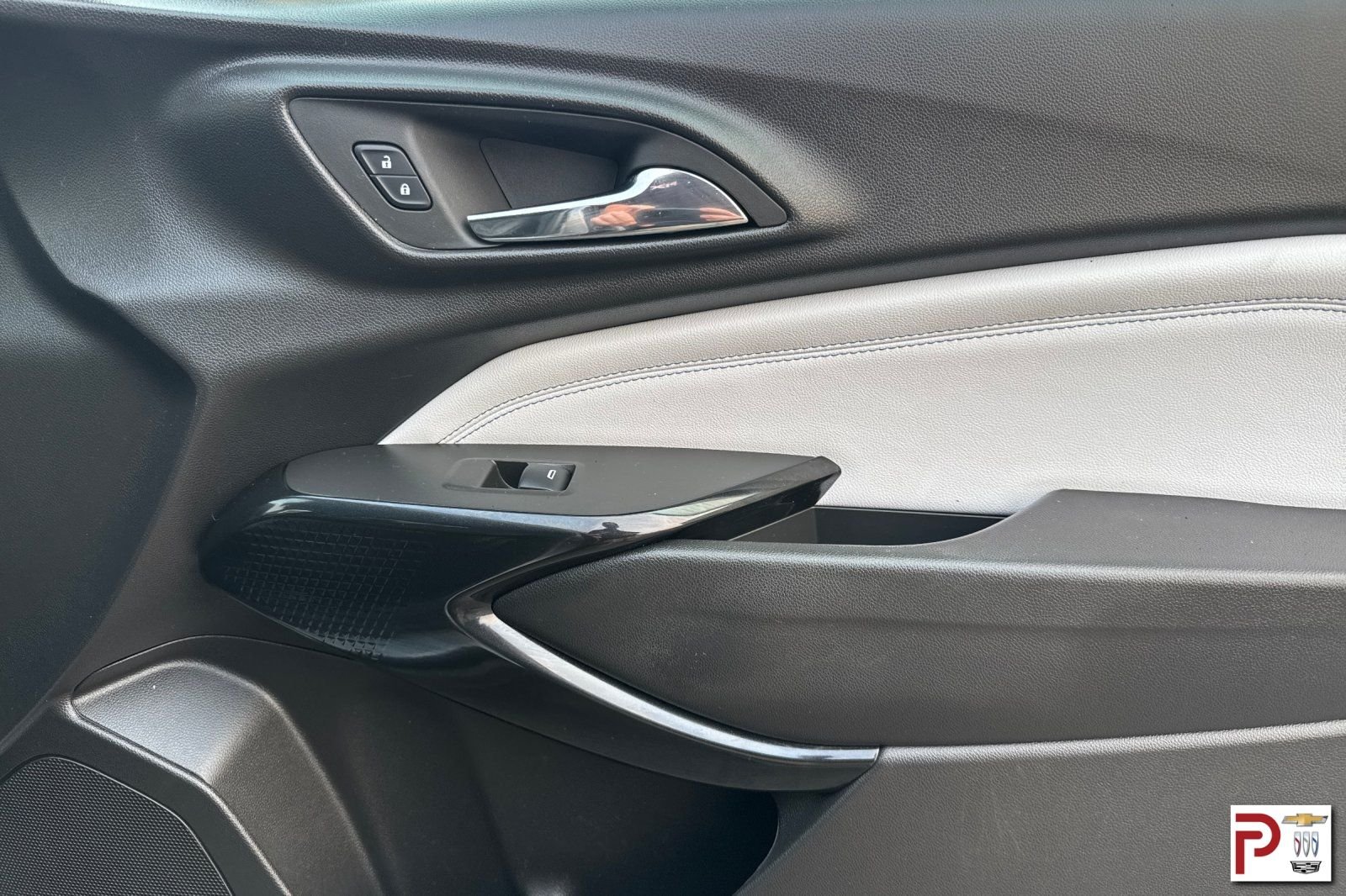Used 2025 Gray Chevrolet LT image 19