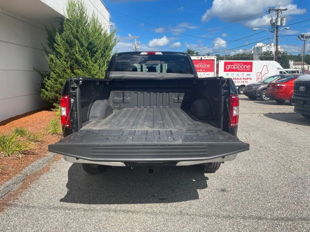 Used 2018 Shadow Black Ford XLT image 10