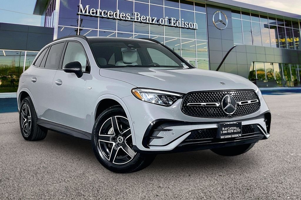 2025 Mercedes-Benz GLC Base - Photo 1