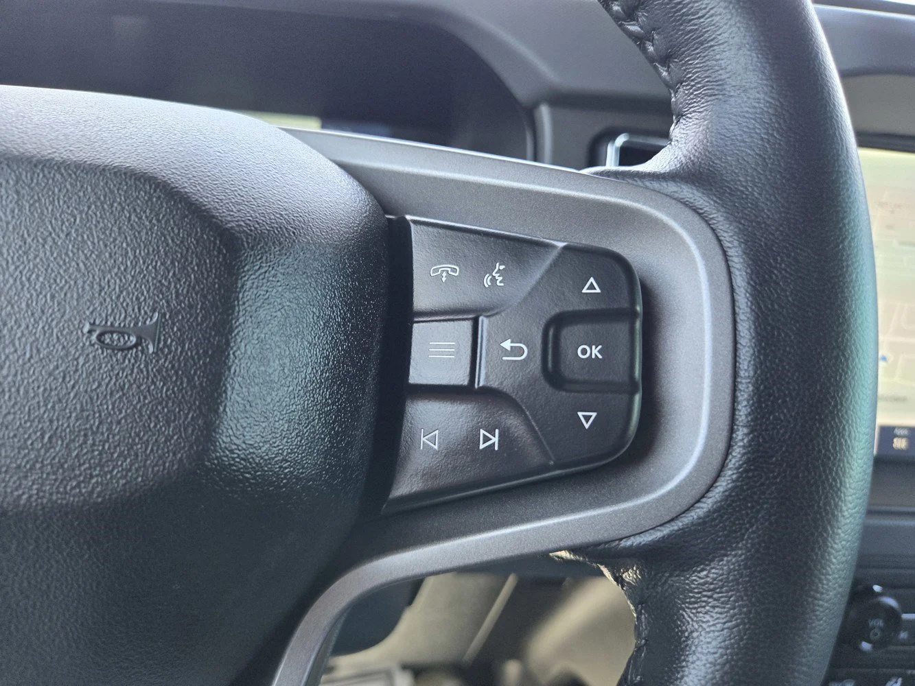 Used 2024  Ford Big Bend image 18