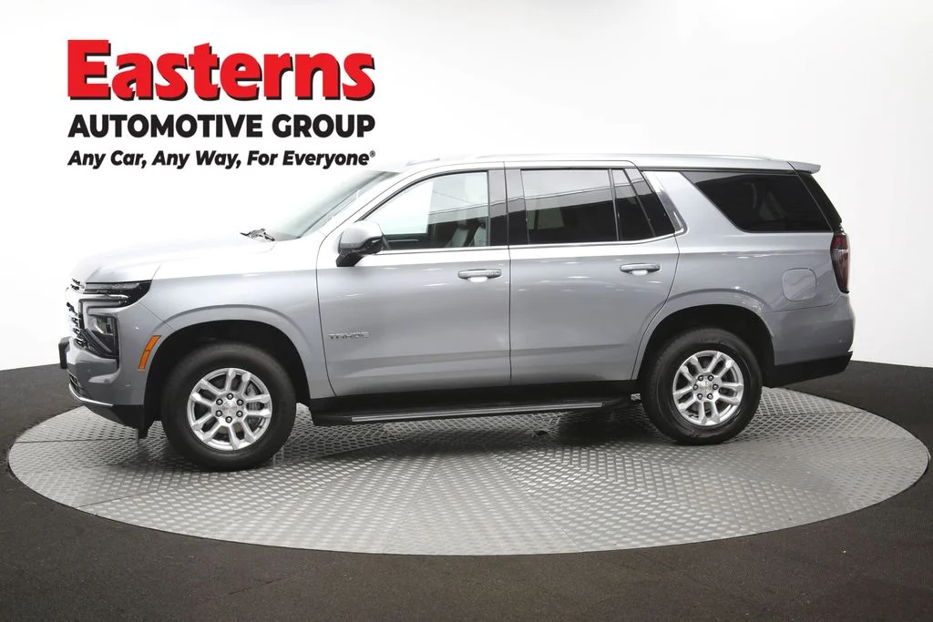 Used 2025 Gray Chevrolet LT image 62