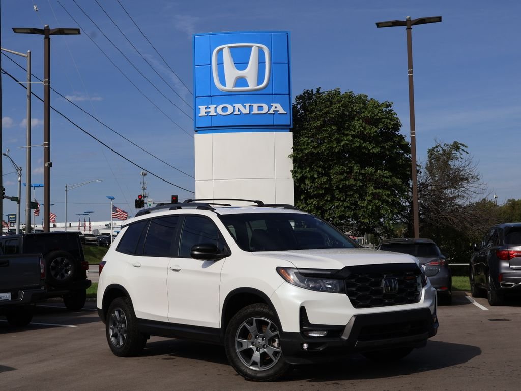 Used 2025  Honda TrailSport image 1