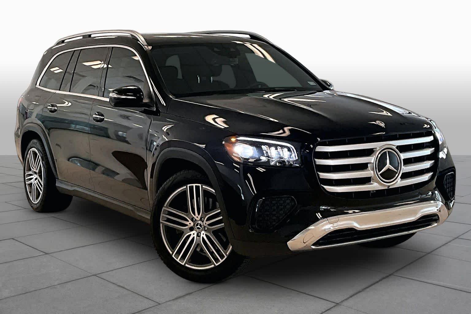 Used 2025 Obsidian Black Metallic Mercedes-Benz GLS 450 image 2