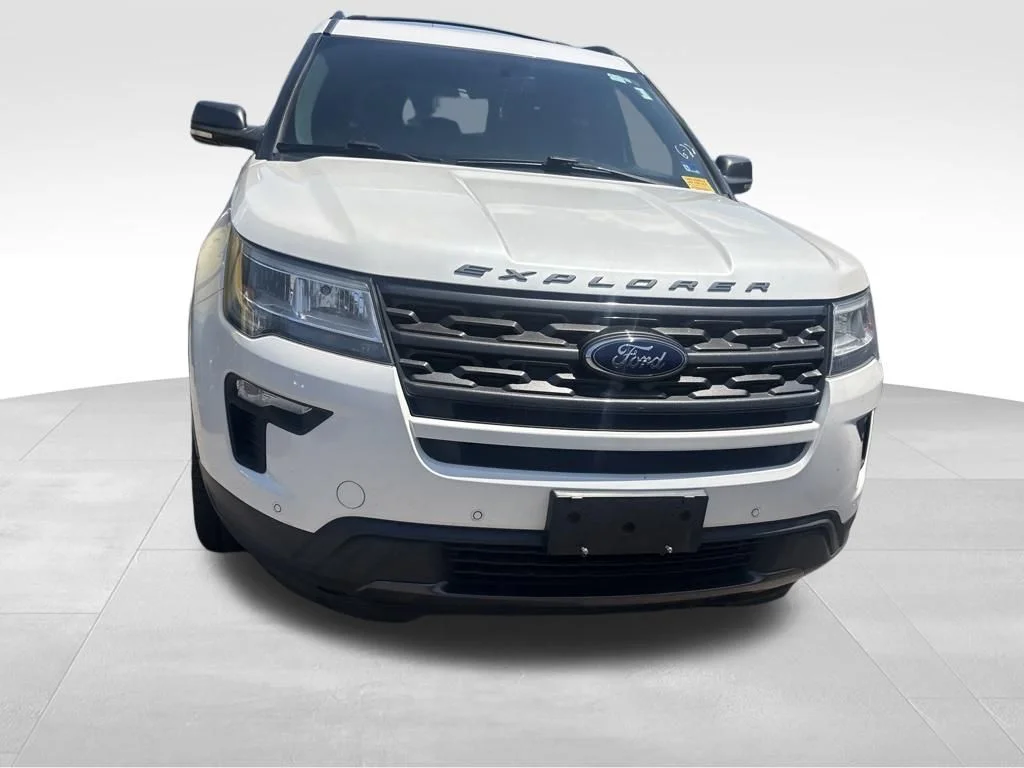 Used 2018 White Ford XLT image 5
