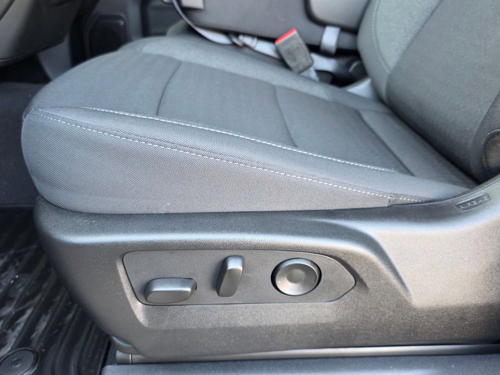 2025 Chevrolet Silverado 2500 HD Custom - Photo 26