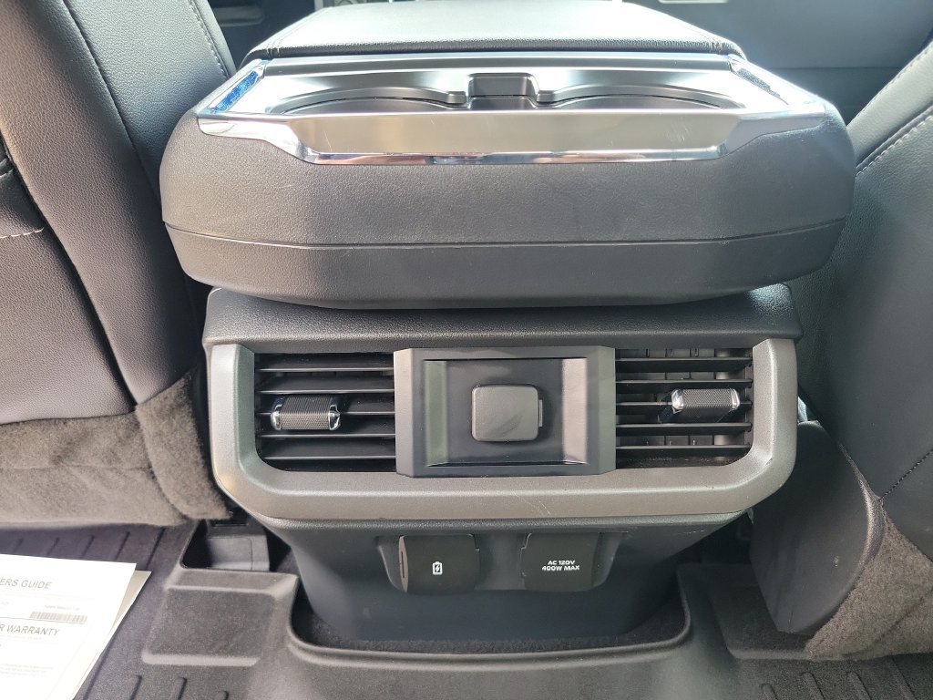 Used 2023 Black Ford LARIAT image 11