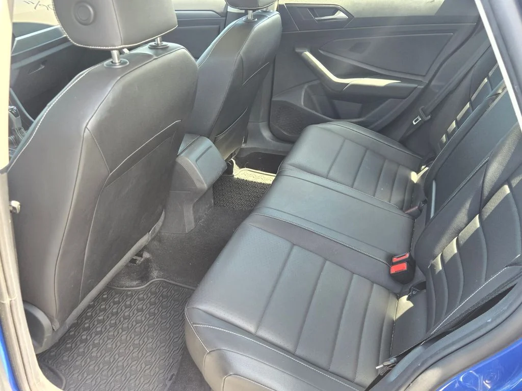 Certified Used 2023 Blue Volkswagen 1.5T SE image 10
