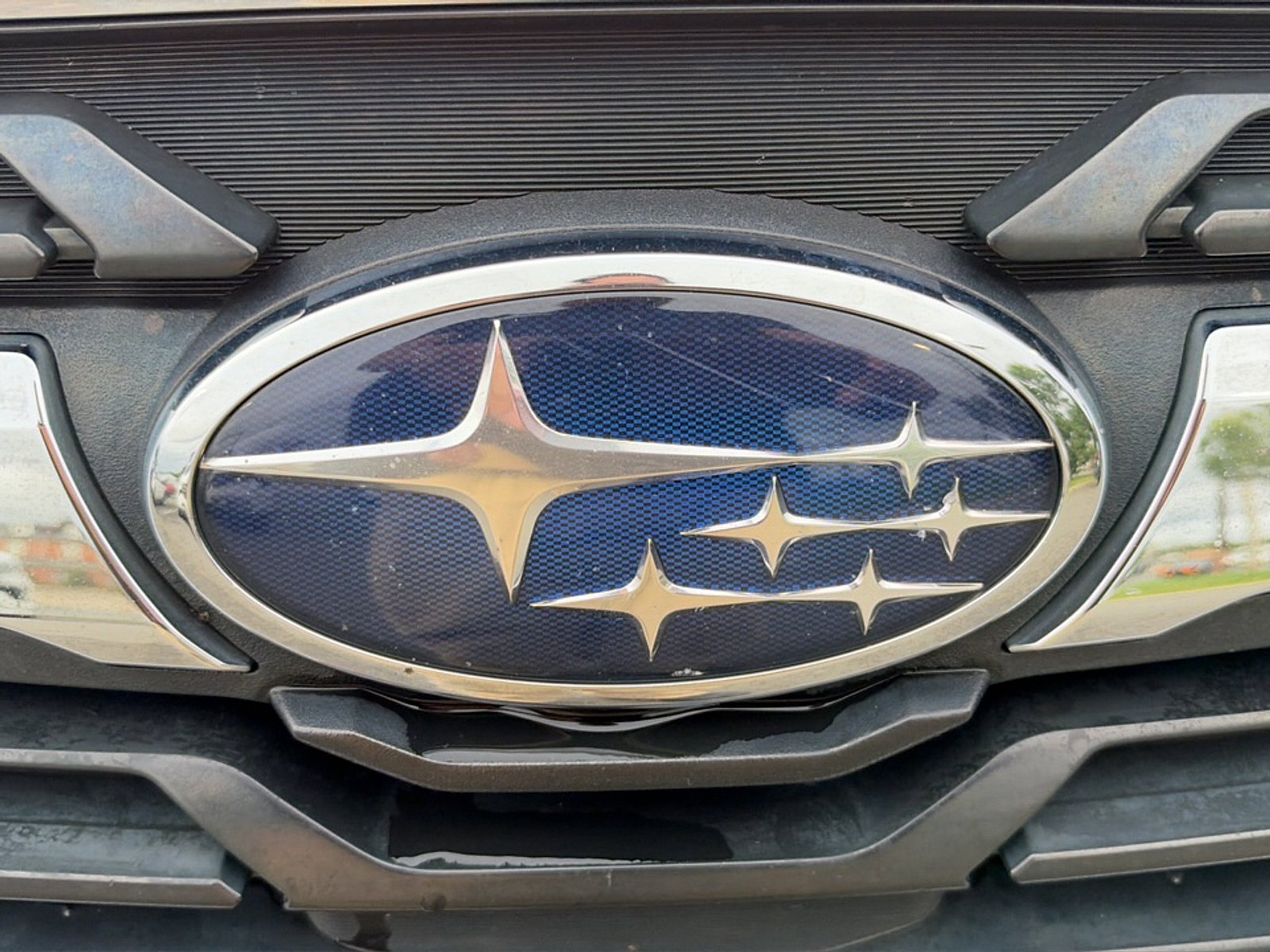 Used 2018 Dark Gray Metallic Subaru 2.5i image 40