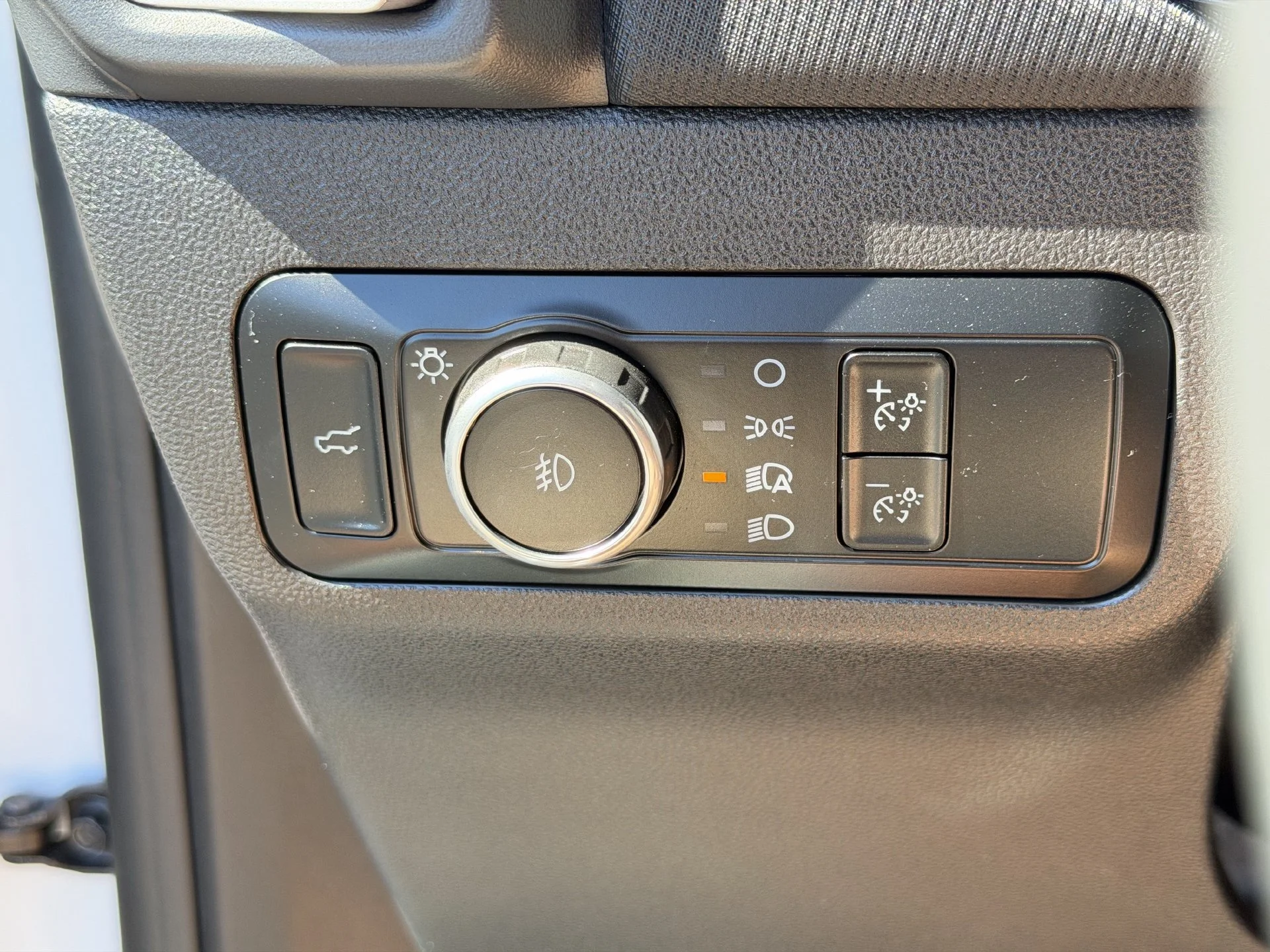 Used 2024 Oxford White Ford Outer Banks image 9