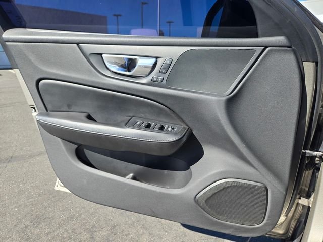 Used 2021 Gray Volvo T5 Momentum image 13