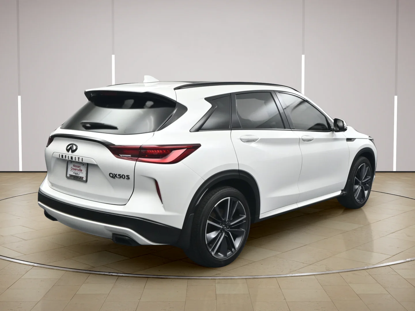 Used 2024 Radiant White INFINITI SPORT image 7