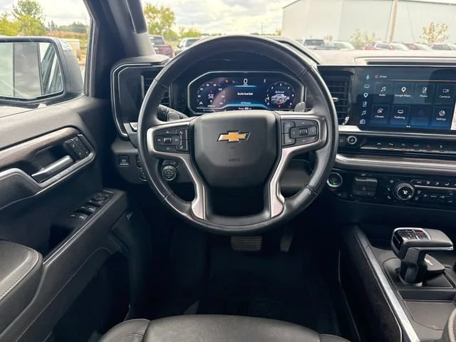 Used 2025 Cypress Gray Chevrolet LTZ image 16