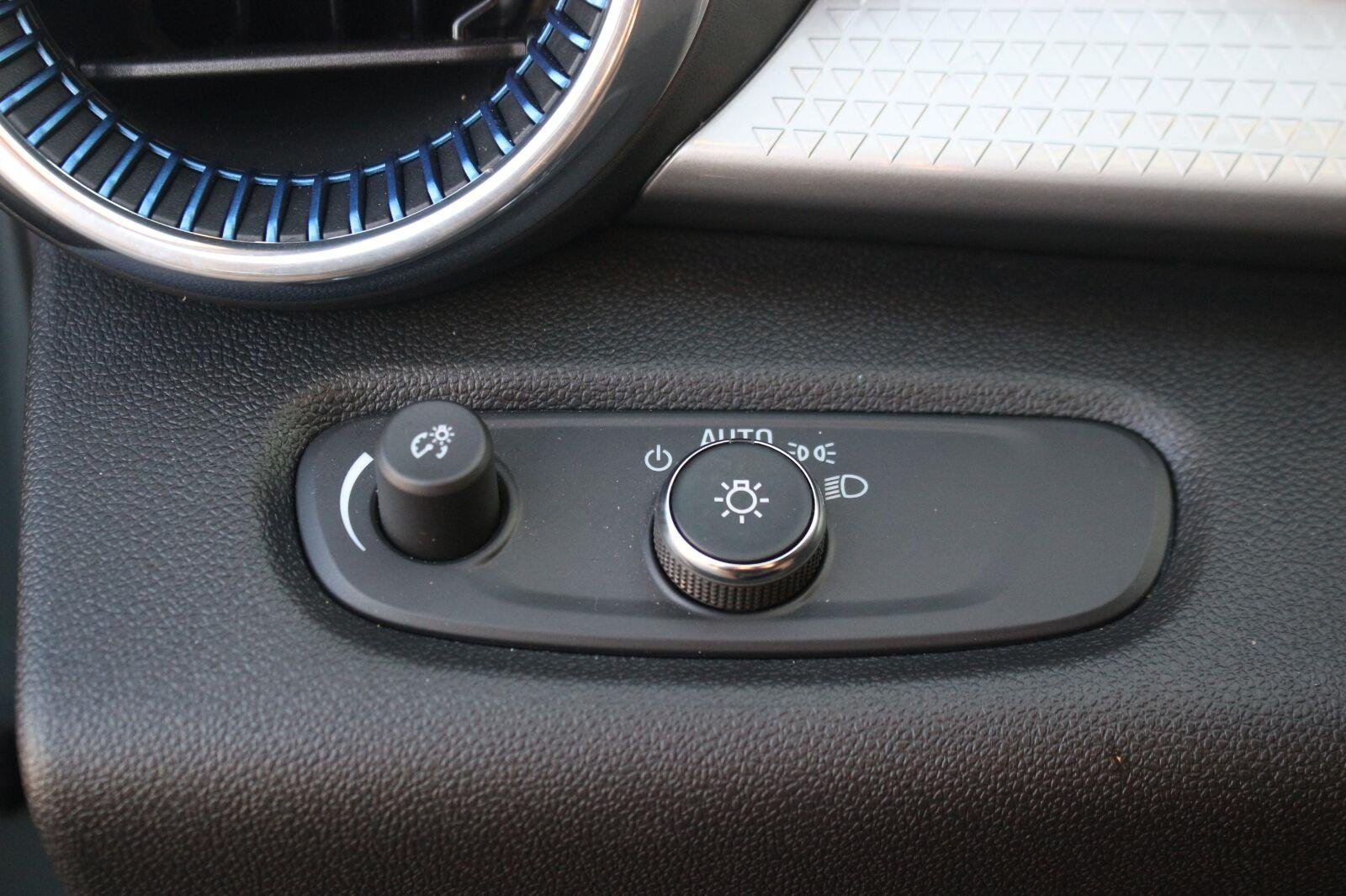 Used 2026 Cypress Gray Chevrolet LT image 29