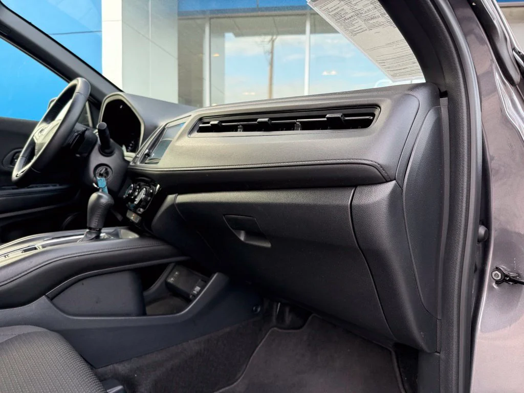 Used 2022  Honda Sport image 16