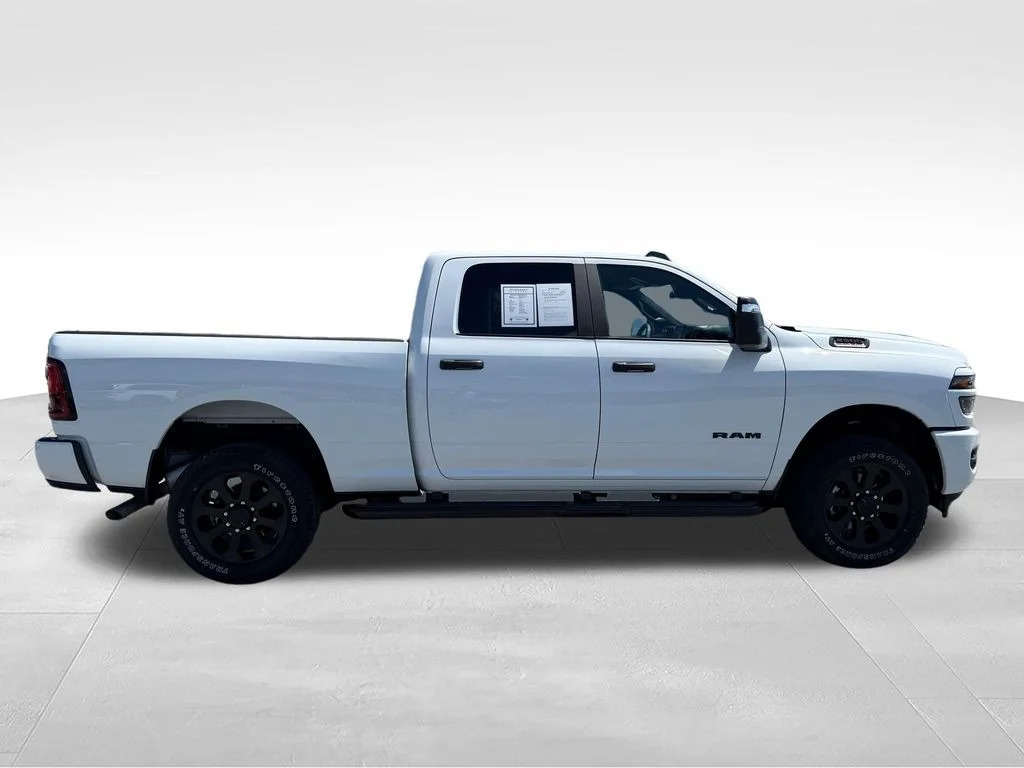 Used 2025 White Ram Big Horn image 55
