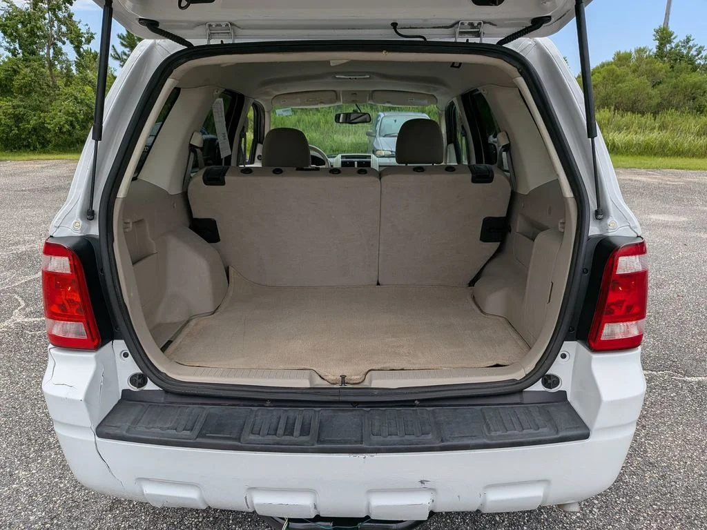 Used 2012 White Ford XLT image 29