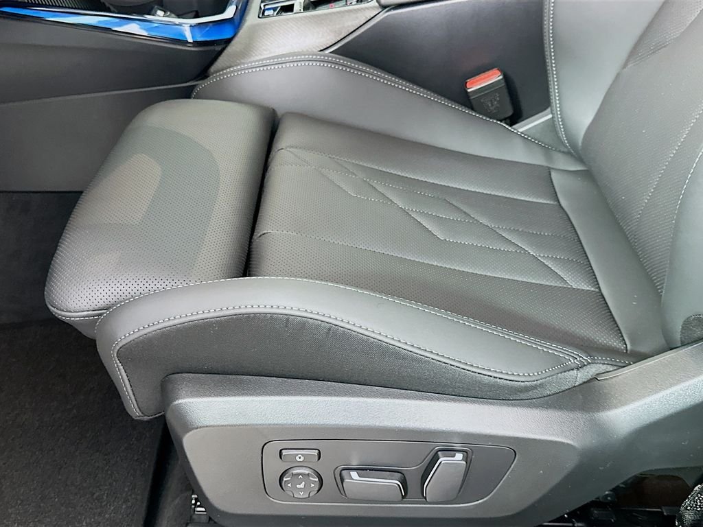 Used 2026 Dune Grey Metallic BMW 30 xDrive image 21