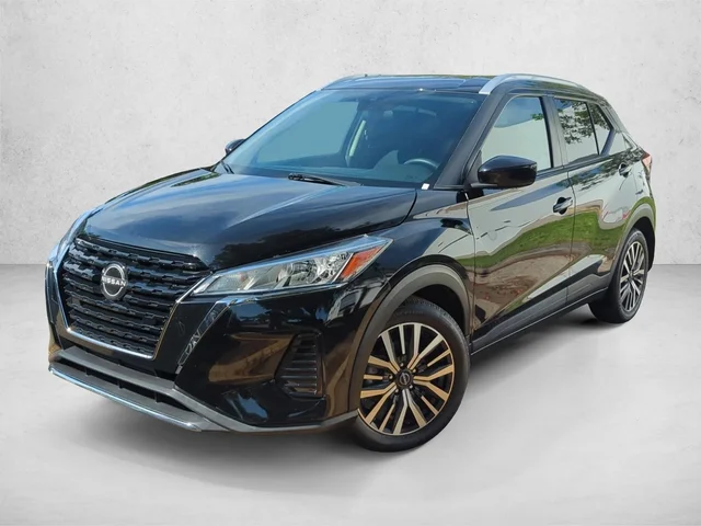 2022 Nissan Kicks SV