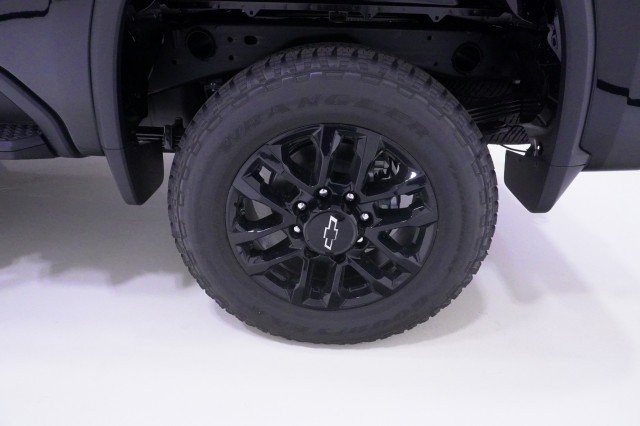 2026 Chevrolet Silverado 2500 HD Custom - Photo 12