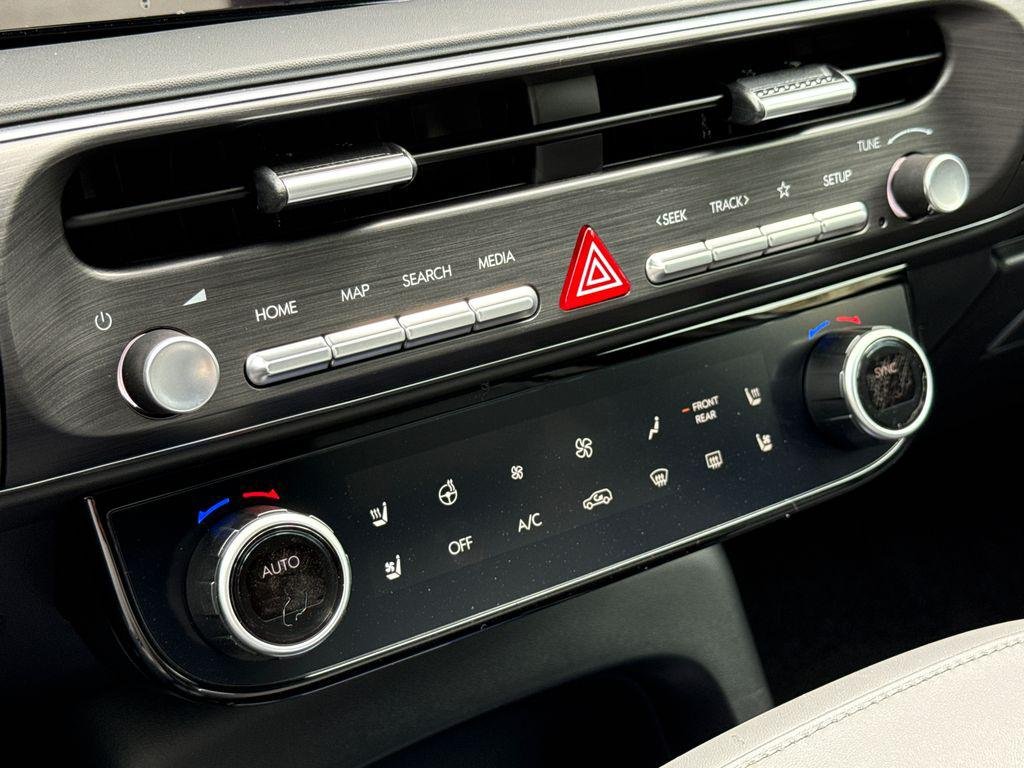 New 2026 Gray Hyundai Blue SEL 7P image 28
