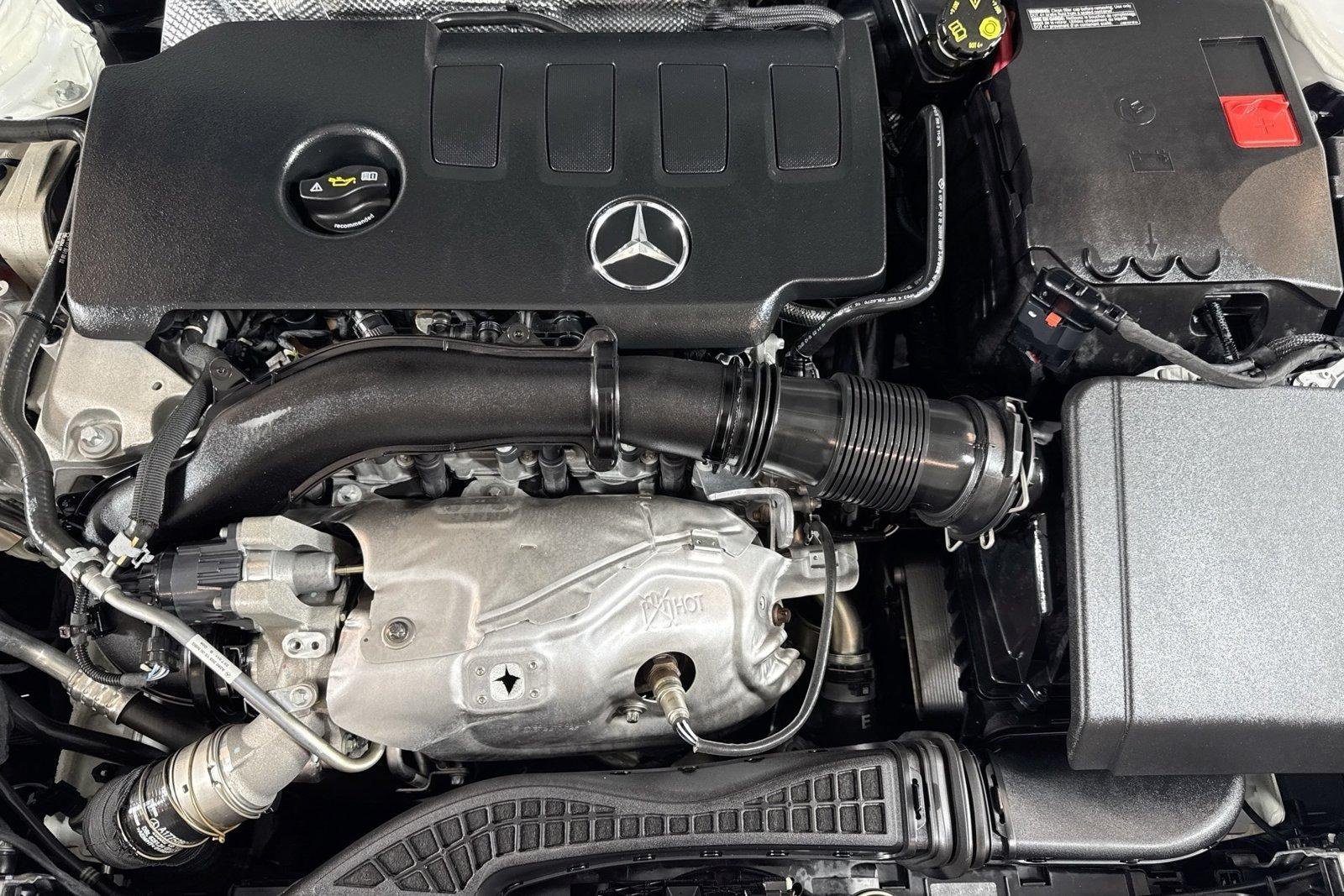 Used 2023 Polar White Mercedes-Benz CLA 250 image 29