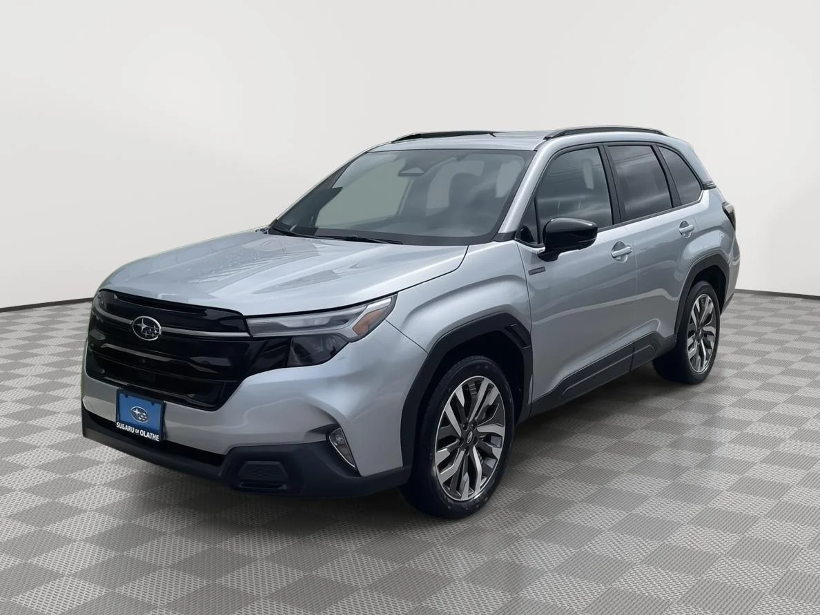 2026 Subaru Forester Touring Hybrid's photo