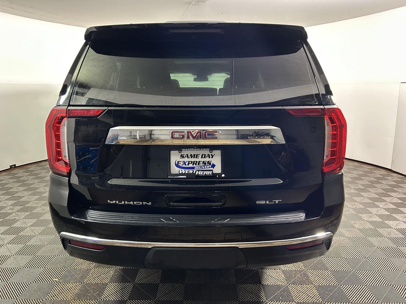 Used 2023 Onyx Black GMC SLT image 7