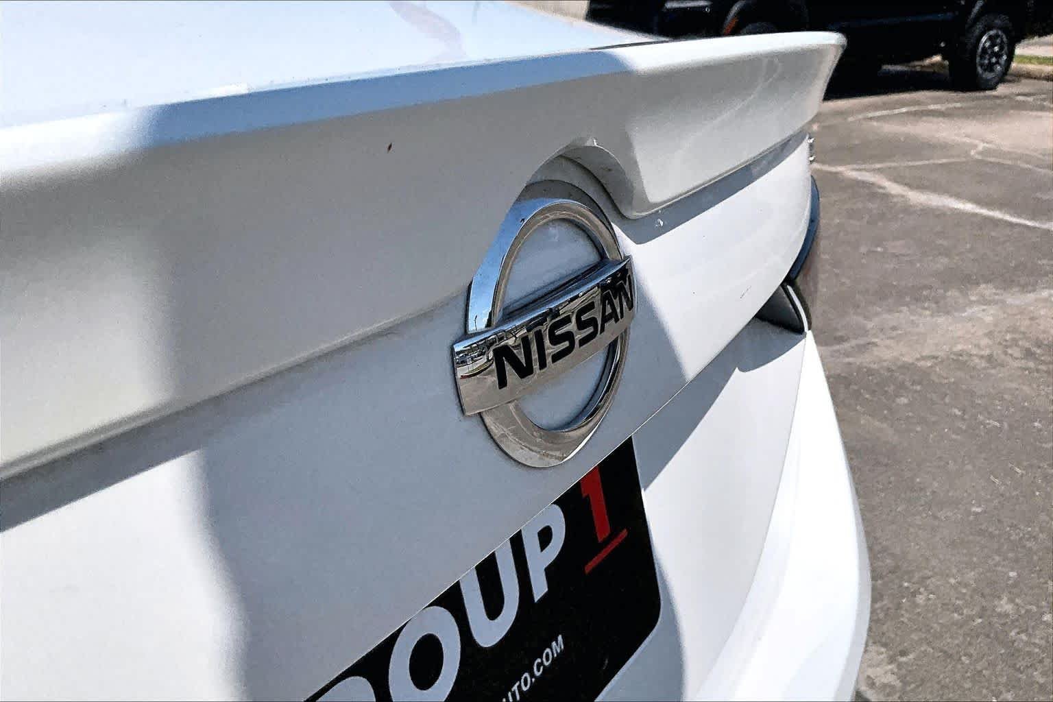 Used 2023 Aspen White Tricoat Nissan SR image 10