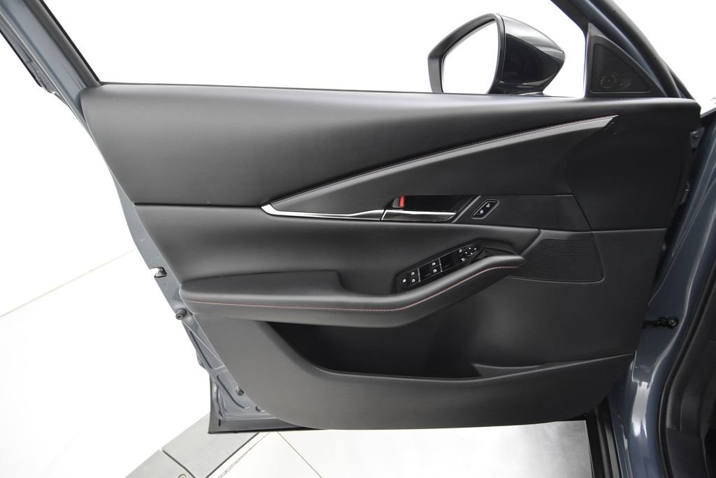 Certified Used 2023 Gray Metallic Mazda 2.5 S Carbon Edition image 32