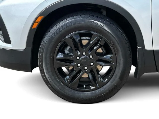 Used 2022 Silver Chevrolet LT image 8