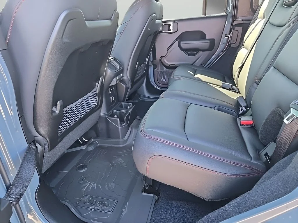 2025 Jeep Wrangler 4-Door Rubicon - Photo 69