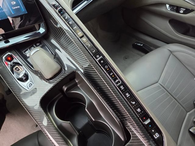 2024 Chevrolet Corvette 3LZ - Photo 21