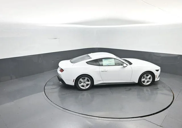 New 2026 Oxford White Ford EcoBoost® Fastback image 27