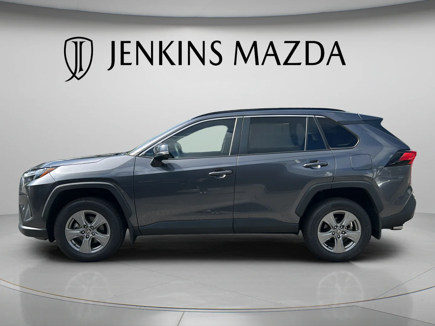 Used 2024 Magnetic Gray Metallic Toyota XLE image 5