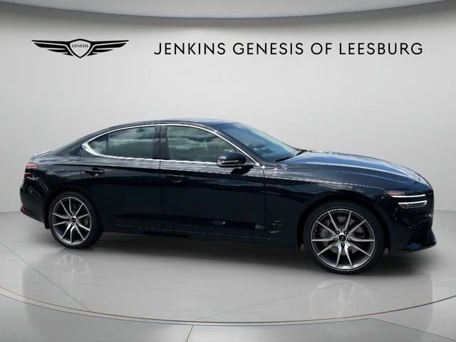 Used 2026 Black Genesis 2.5T image 4