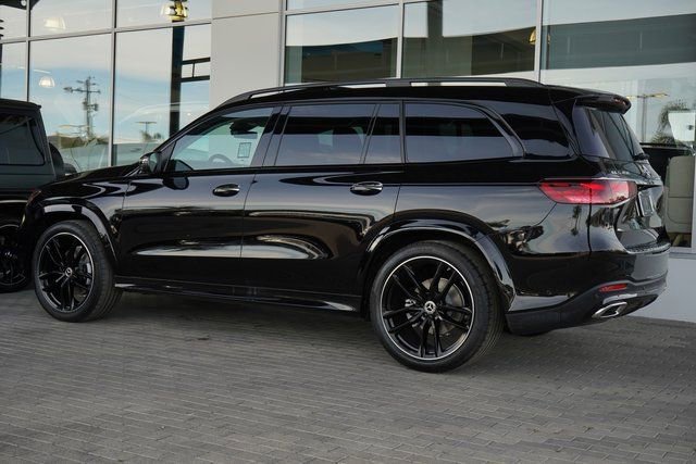 New 2026 Black Mercedes-Benz GLS 450 image 40