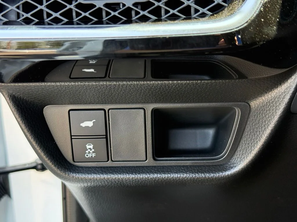 New 2026 Platinum White Pearl Acura Base image 24