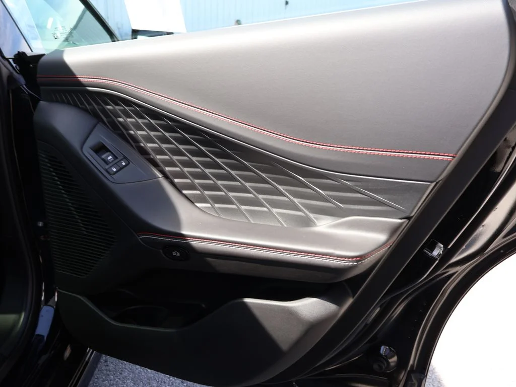New 2026 Diamond Black Crystal Pearlcoat Dodge R/T Scat Pack image 11