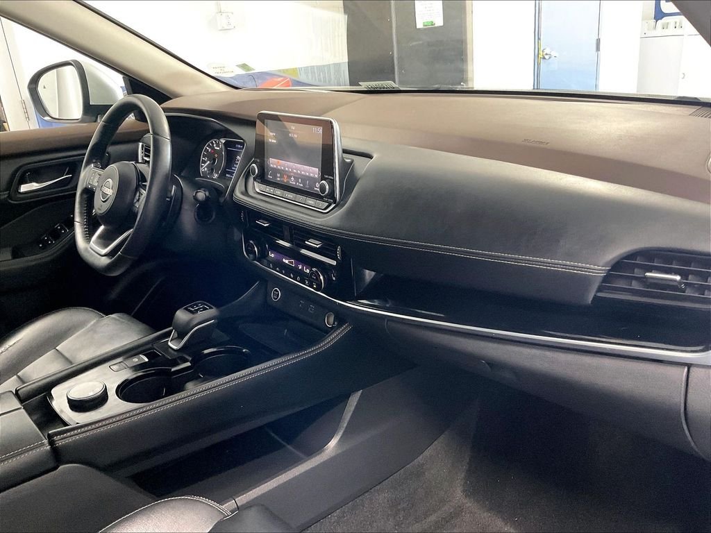 Certified Used 2023 Silver Nissan SL image 14