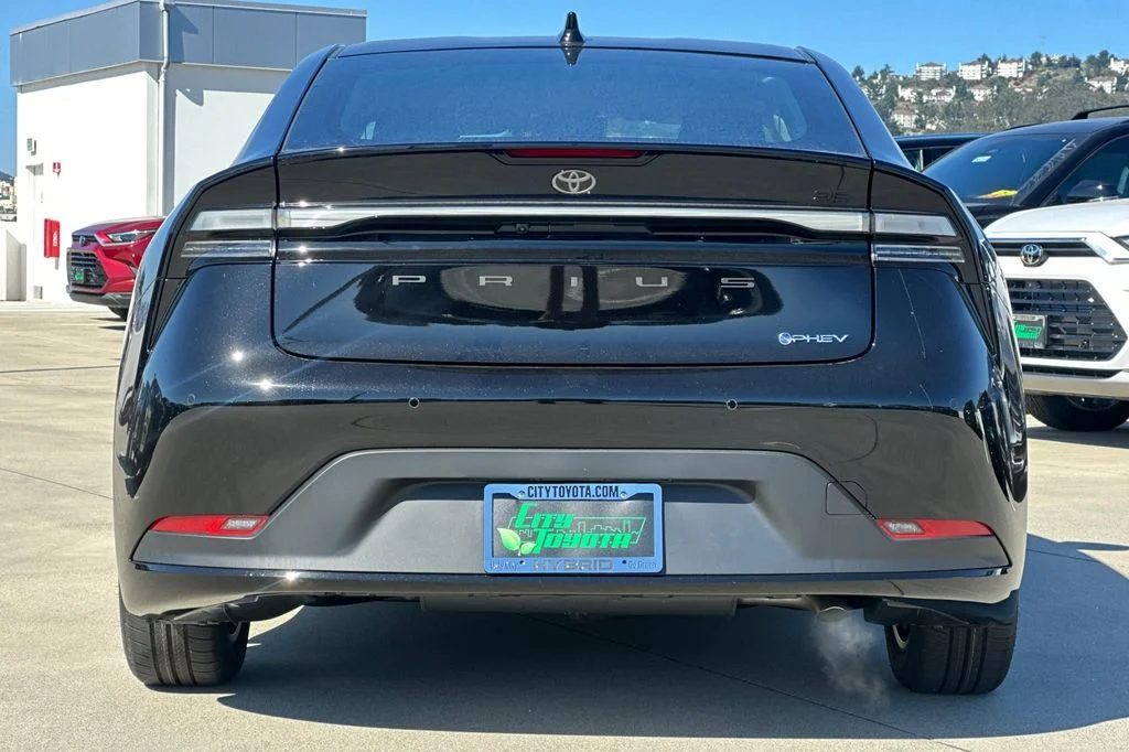 New 2027 Inked Toyota  SE image 5