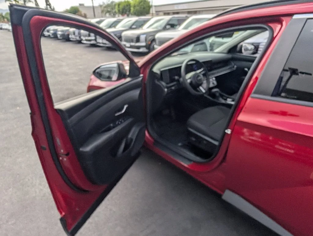 Used 2025 Red Hyundai SEL image 34