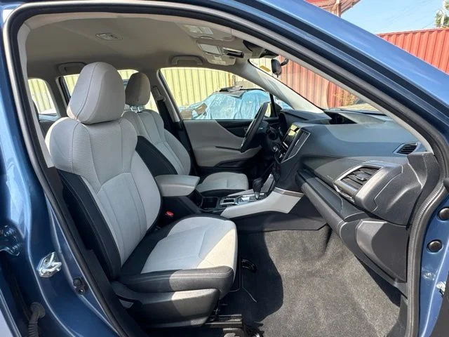 Used 2023 Blue Subaru Base image 13