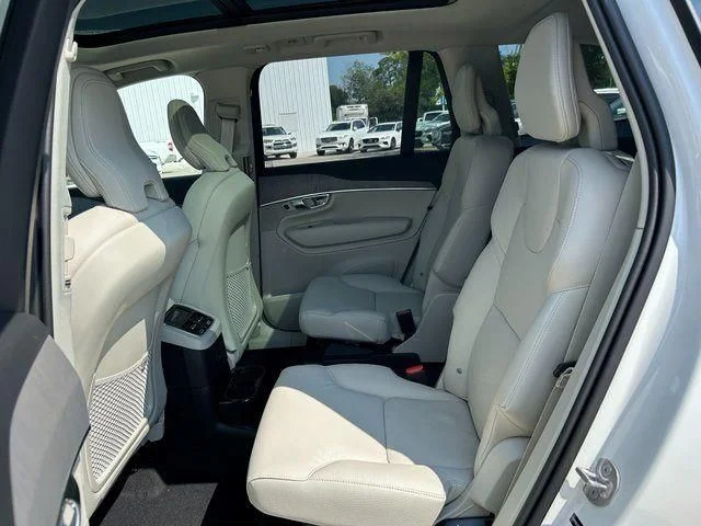 New 2025 White Volvo T8 Plus image 18