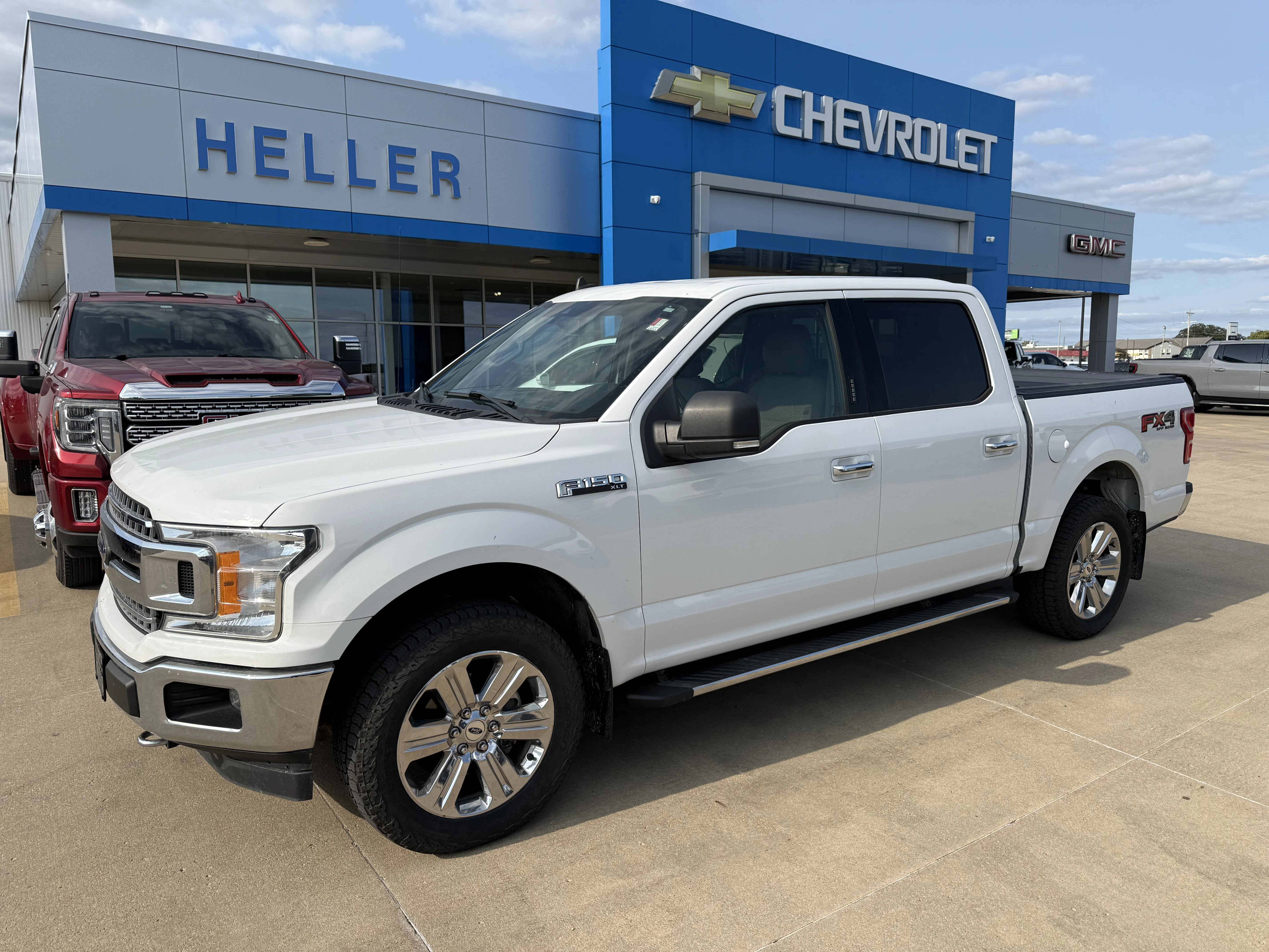 Used 2019 Oxford White Ford XLT image 3