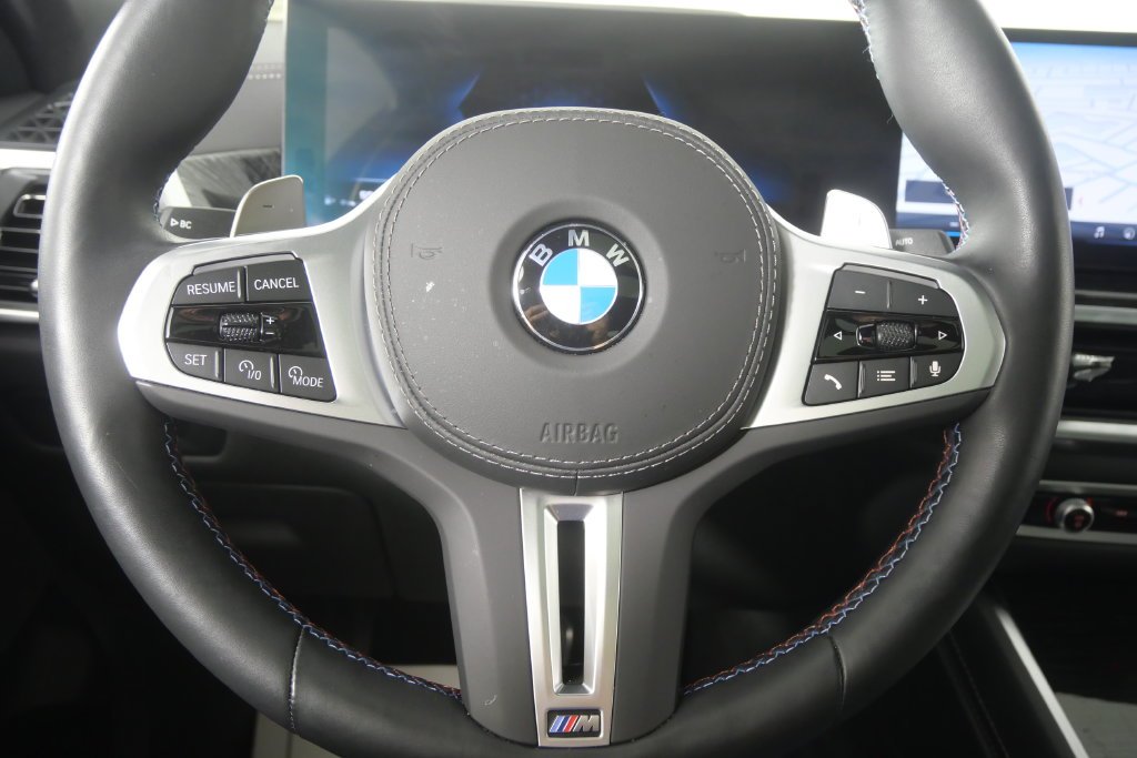 Certified Used 2026 Gray Metallic BMW M60i image 21