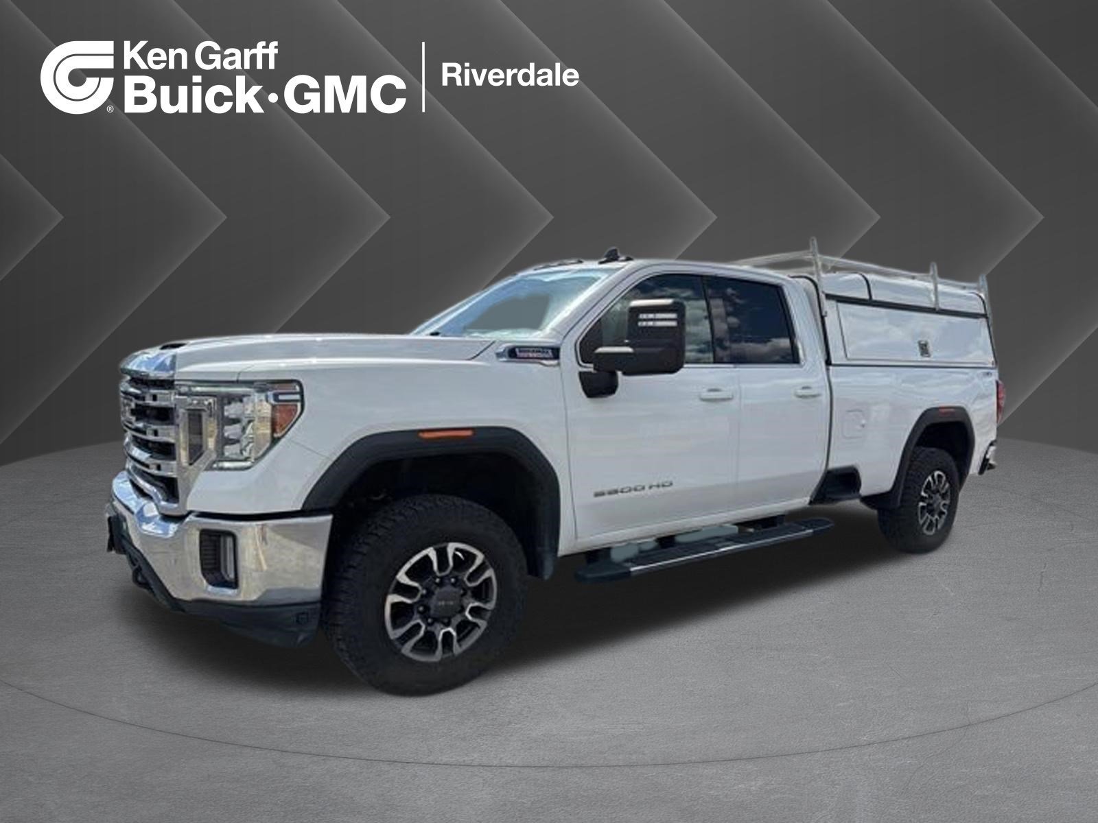 2022 GMC Sierra 4WD Double Cab Long Box SLE's photo