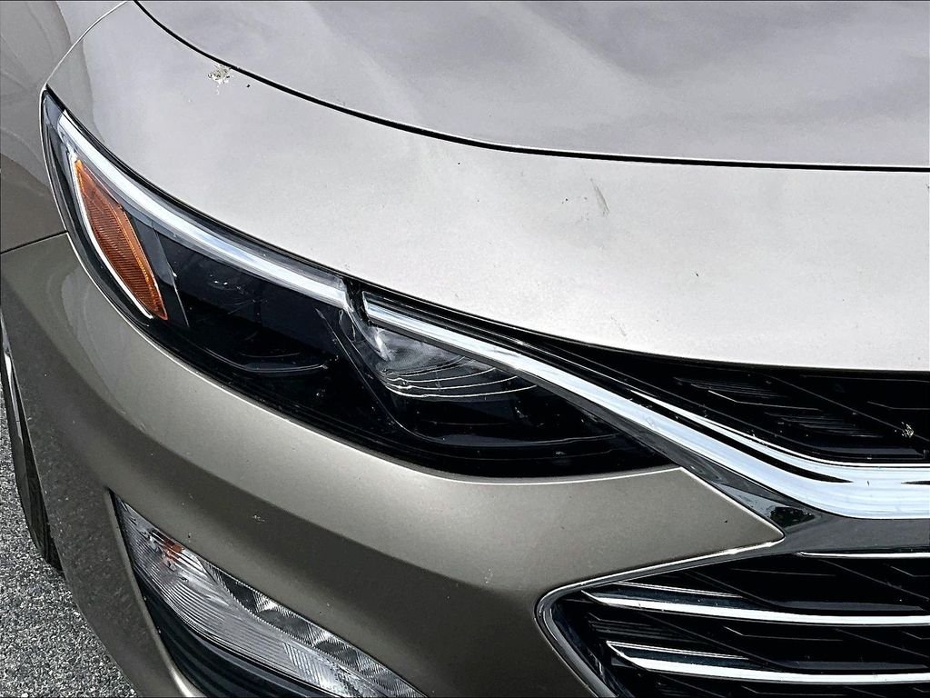 Used 2023 Mineral Gray Metallic Chevrolet  image 31